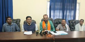 रेत घाट पर विवाद